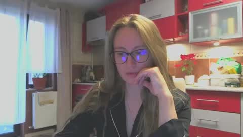 Melly online show from 02-14-25, 07:07