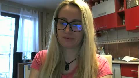 Melly online show from 01-14-26, 12:44