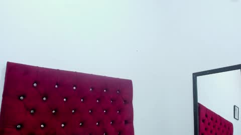 Melody online show from 04-25-26, 11:24