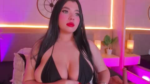 Snapshot of meloddy_rose chatting on 12-22-25, 03:36 Melody online show from 12-22-25, 03:36