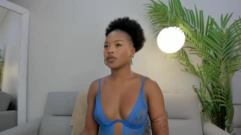 Snapshot of melodi_skye chatting on 05-10-26, 04:06 Melodi Skye online show from 05-10-26, 04:06