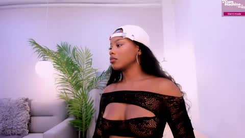 Snapshot of melodi_skye chatting on 06-06-26, 04:39 Melodi Skye online show from 06-06-26, 04:39