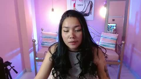 Snapshot of melody_1_ chatting on 04-23-26, 02:13 melody_1_ online show from 04-23-26, 02:13