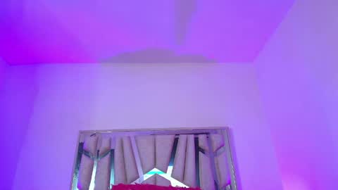    online show from 04-24-26, 09:50