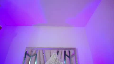 Snapshot of melody__77 chatting on 06-20-26, 10:01 online show from 06-20-26, 10:01