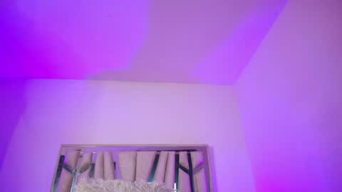 Snapshot of melody__77 chatting on 07-09-26, 11:25 online show from 07-09-26, 11:25