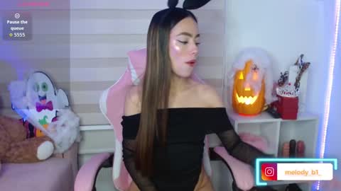 Snapshot of melody_brawns chatting on 10-29-25, 11:39 Tatiana online show from 10-29-25, 11:39