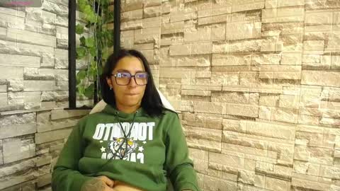 MELODY  HILS online show from 02-05-25, 01:33