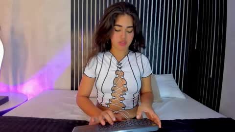 melody phillips online show from 02-14-26, 04:53