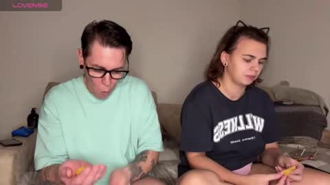 melody_song online show from 11-26-25, 04:19