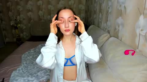 Kaylie online show from 04-23-26, 01:40