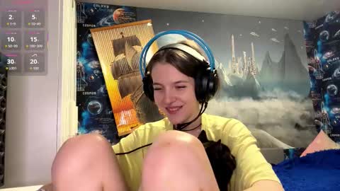 Hi Im Aria 18 years old online show from 12-14-25, 03:06