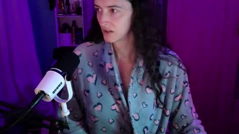 Snapshot of memisecrets chatting on 11-30-25, 05:28 Megumi Aina online show from 11-30-25, 05:28