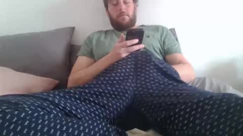 Snapshot of memo20cm chatting on 03-12-25, 09:02 memo20cm online show from 03-12-25, 09:02