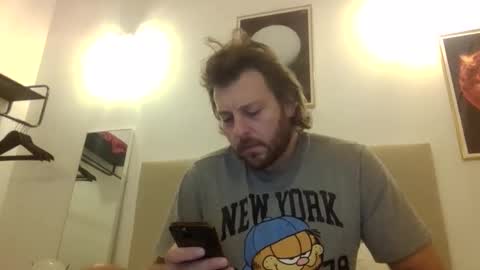 Snapshot of memo20cm chatting on 11-07-25, 06:02 memo20cm online show from 11-07-25, 06:02