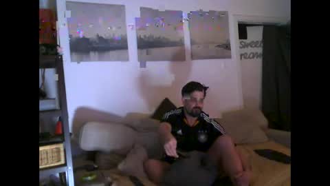 Dennis2Menace online show from 05-22-26, 07:19