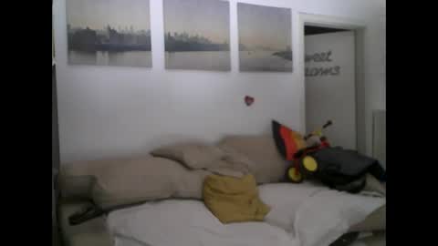 Dennis2Menace online show from 06-08-26, 02:23