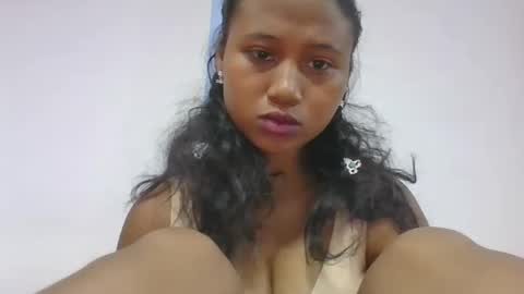 mendrika718601 online show from 03-06-26, 07:05