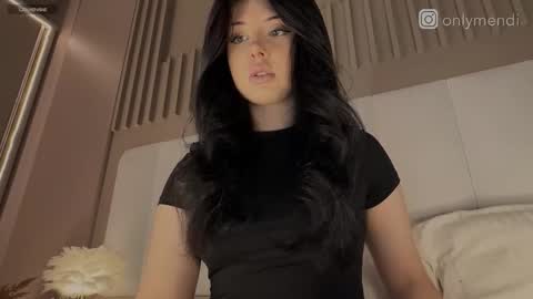 menndi online show from 10-30-25, 10:16