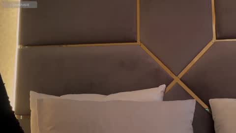 menndi online show from 04-23-26, 08:35