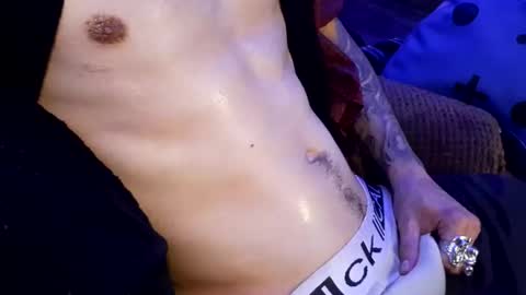 Snapshot of menyy666 chatting on 10-28-25, 06:06 Giorggio Fragacci online show from 10-28-25, 06:06