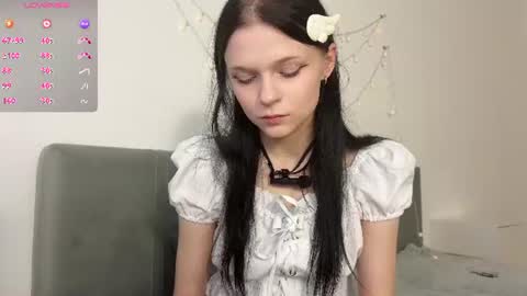 Snapshot of meow3cha chatting on 06-11-26, 05:22 meow3cha online show from 06-11-26, 05:22