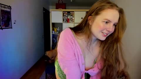 Flora  Next stream November 17th at 6  GMT online show from 04-23-26, 02:57