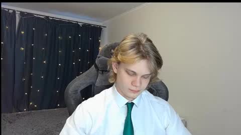 Mickey online show from 12-28-24, 04:51