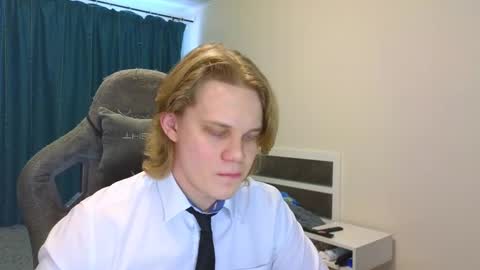 Mickey online show from 03-11-25, 04:10