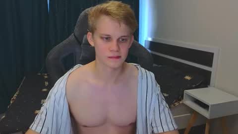 Mickey online show from 11-03-25, 07:42