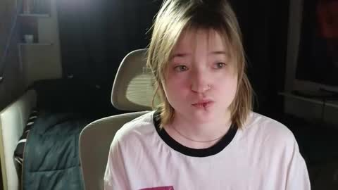 meowme online show from 03-05-26, 02:51