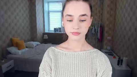 Julie online show from 10-18-25, 09:10