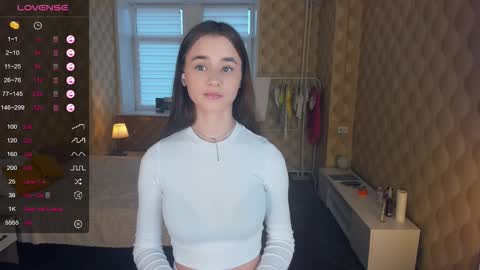 Julie online show from 11-12-25, 11:10