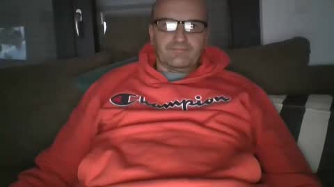 Snapshot of mep222 chatting on 01-08-25, 08:18 Pat online show from 01-08-25, 08:18