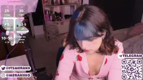 Snapshot of meraki_fraise chatting on 06-11-26, 12:08 online show from 06-11-26, 12:08