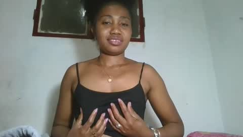 meraldaaaa online show from 09-10-25, 07:58