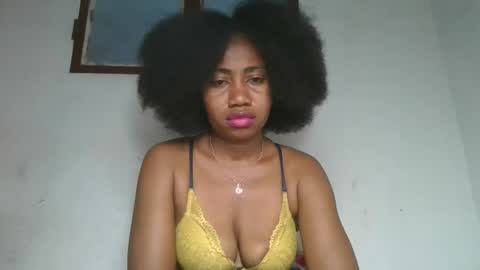 meraldaaaa online show from 09-15-25, 03:17