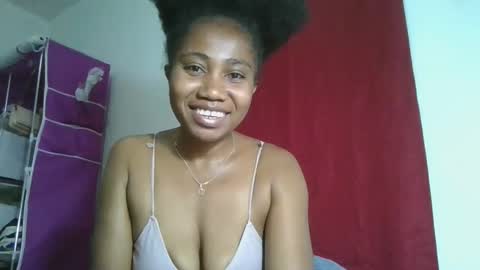 meraldaaaa online show from 09-15-25, 09:48