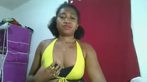 meraldaaaa online show from 10-17-25, 02:59
