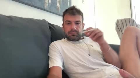 Mercedes190d online show from 05-17-26, 01:18