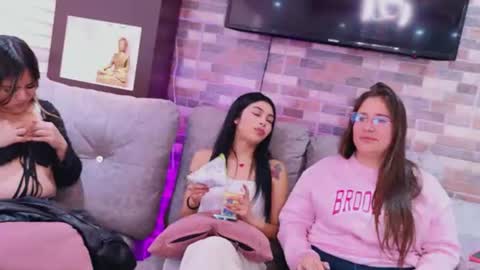 meredith_spencer online show from 07-15-26, 08:47