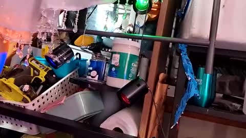 gurlnips online show from 11-26-25, 06:25