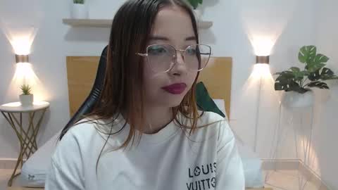 Snapshot of merida06 chatting on 11-27-25, 09:39 merida06 online show from 11-27-25, 09:39