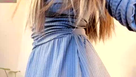 laura 3 i am independent model online show from 11-27-25, 02:57