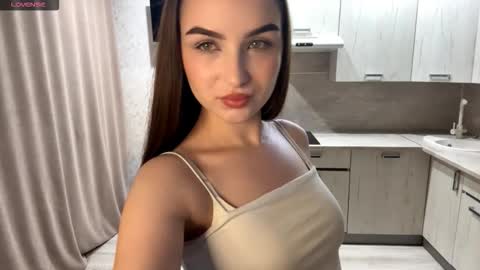 Rina online show from 10-26-25, 06:03