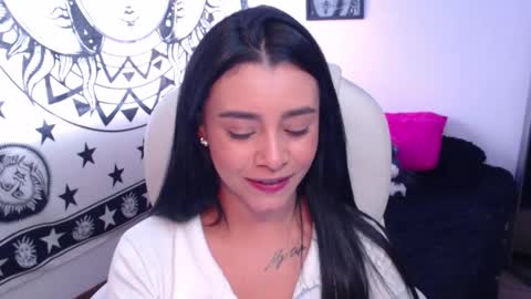 Merilyn  online show from 10-31-25, 09:05