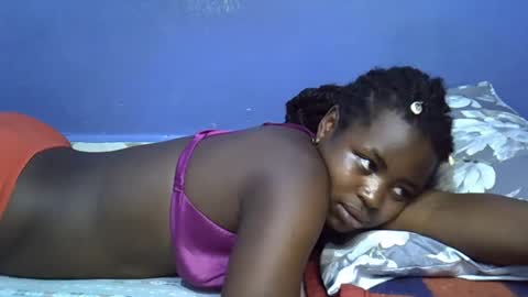 merlin_queen online show from 11-29-25, 06:55