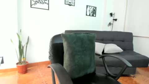 Snapshot of merlinaadams_ chatting on 05-11-26, 04:26 Merlina online show from 05-11-26, 04:26