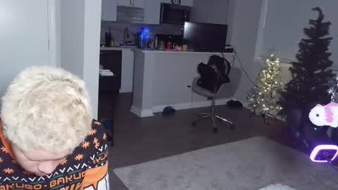 Merlinz Magic online show from 12-16-25, 03:55