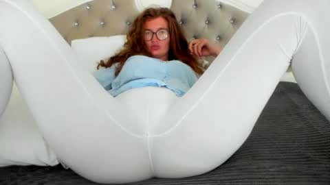 Snapshot of meryamvip1 chatting on 09-12-25, 06:08 Mary online show from 09-12-25, 06:08